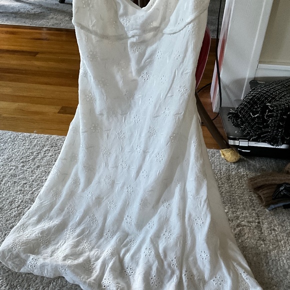 Dress - Picture 1 of 9